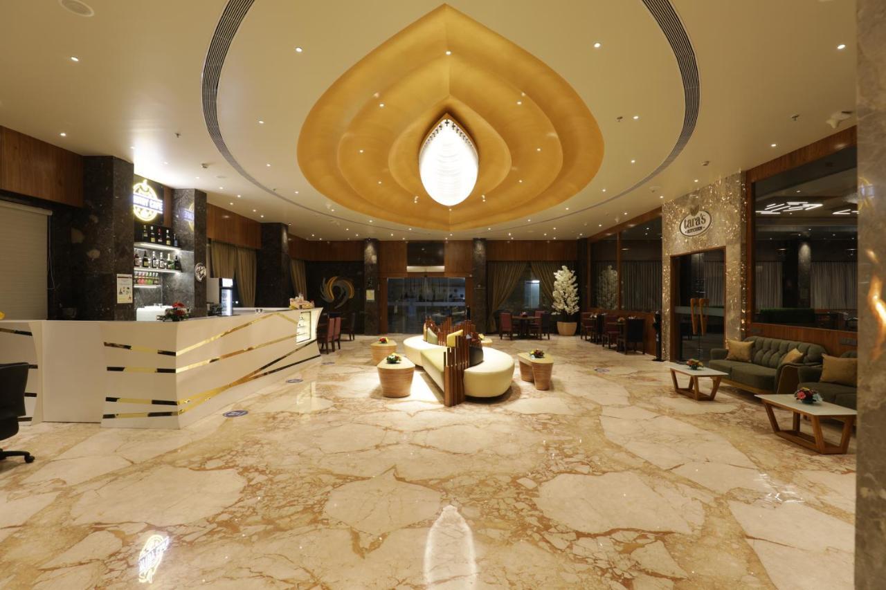 Tara Suns Hotell Vadodara Eksteriør bilde