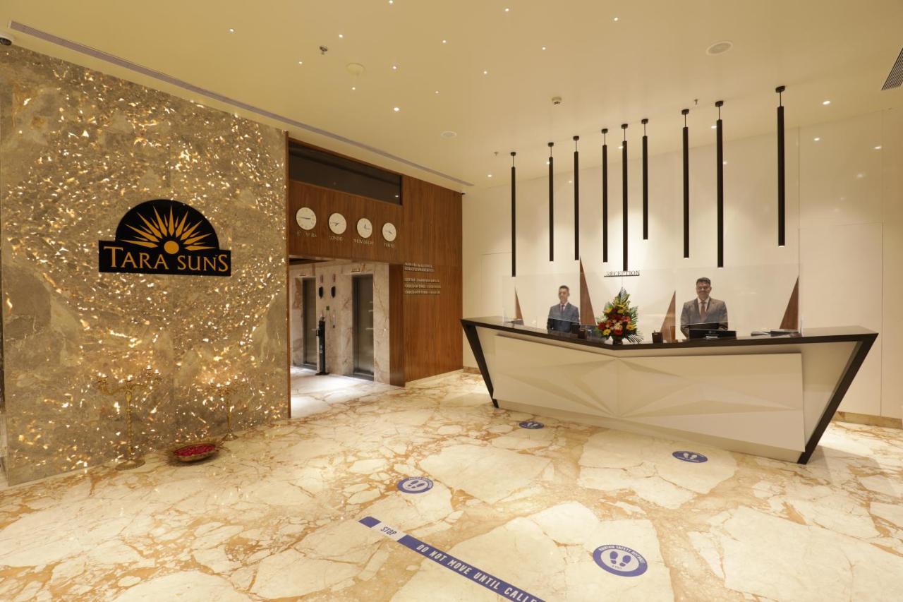 Tara Suns Hotell Vadodara Eksteriør bilde